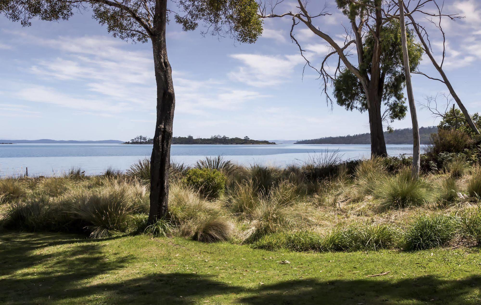 Abs By The Bay Guest House Taranna Exterior foto